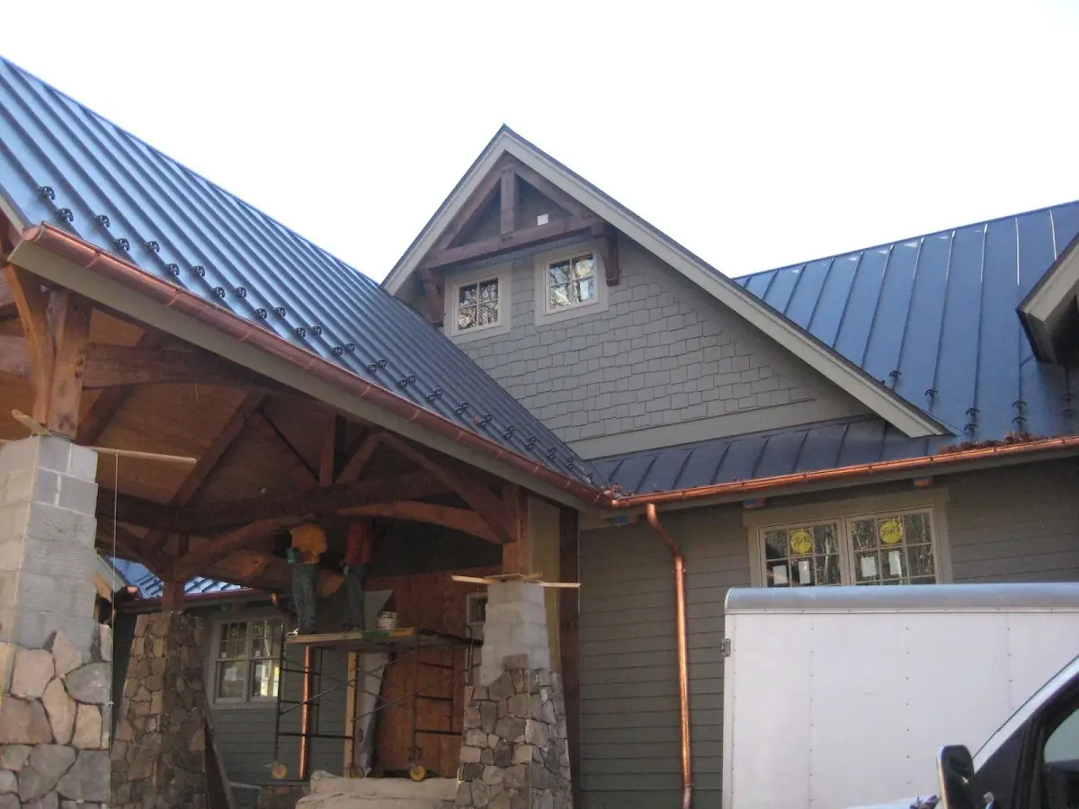 Craftsman Roofing team delivering quality roofing work in Graham Place